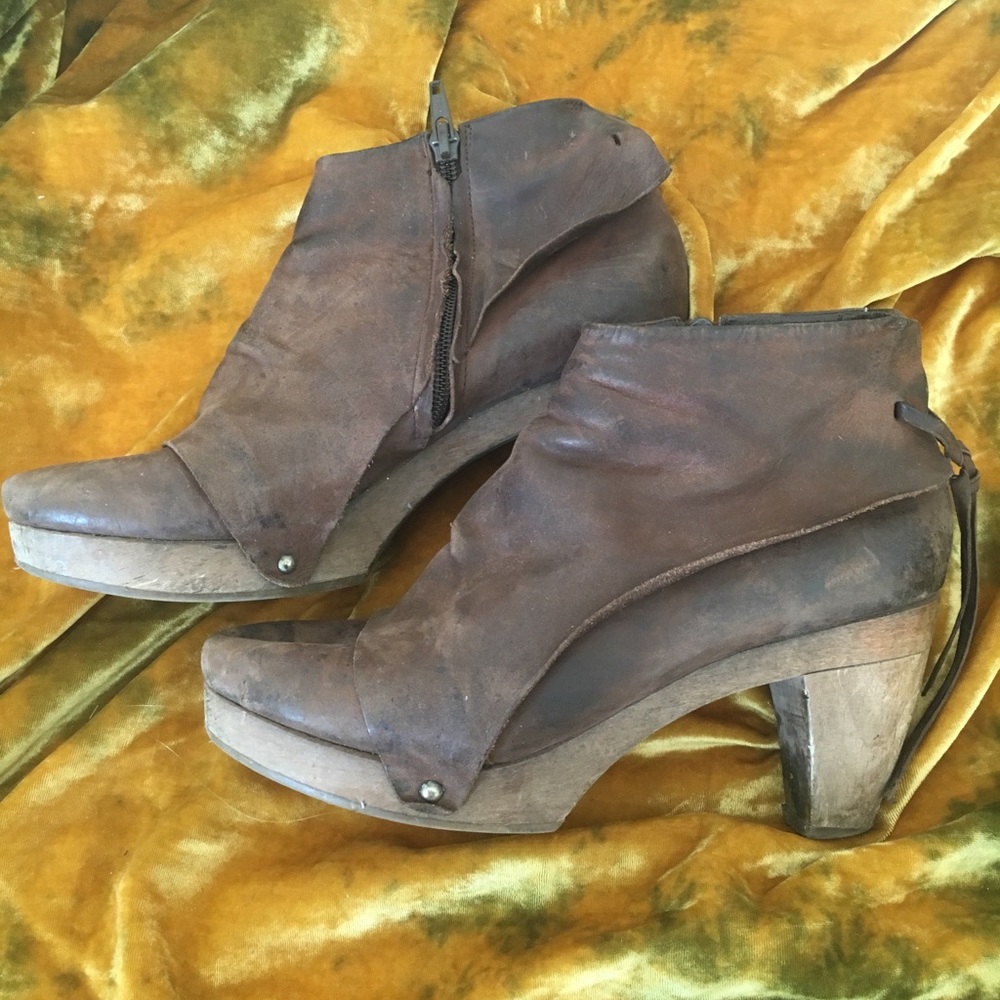 Coclico warm leather booties
